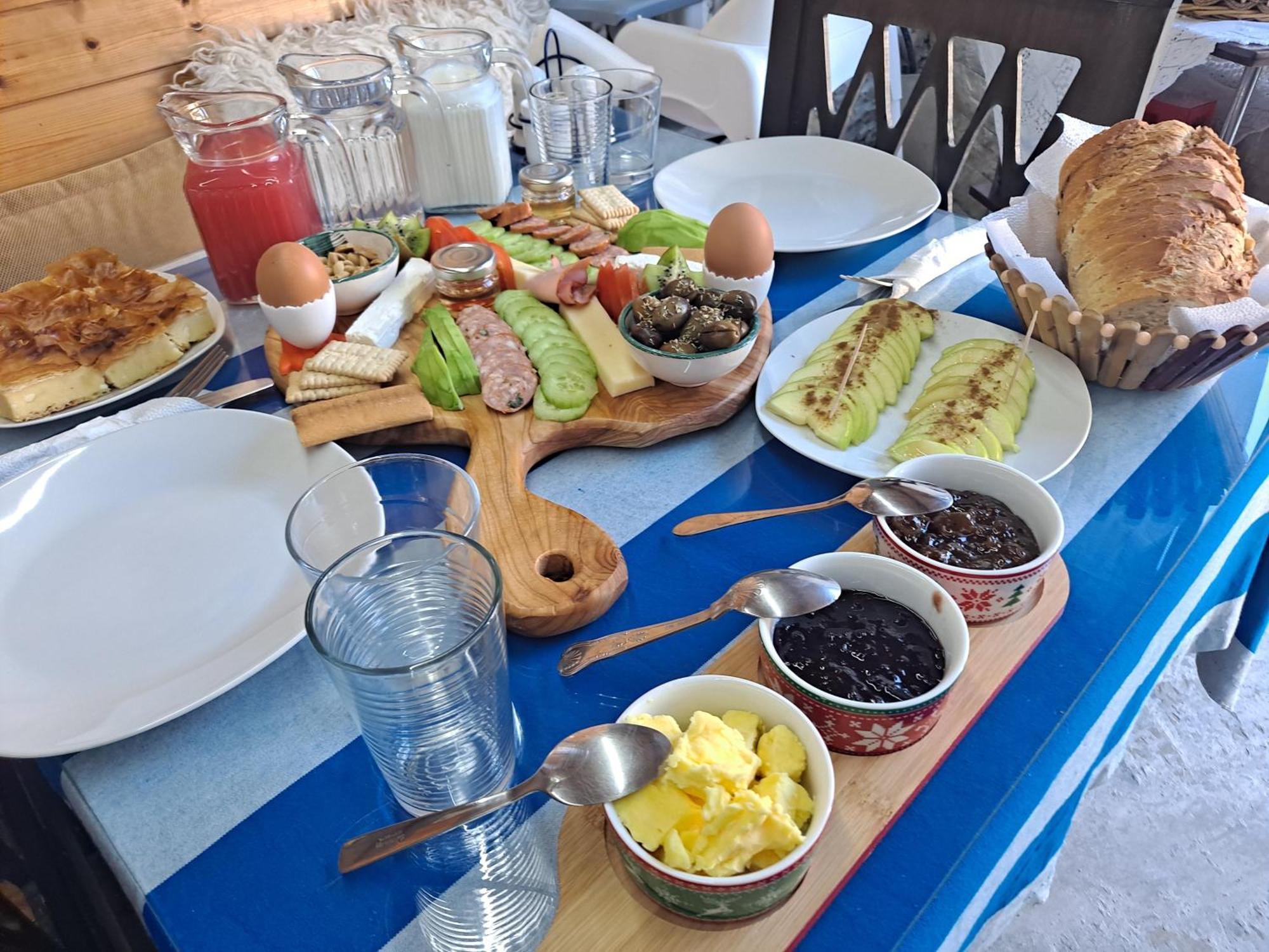 "Villa 70" Guesthouse Gjirokastër Buitenkant foto