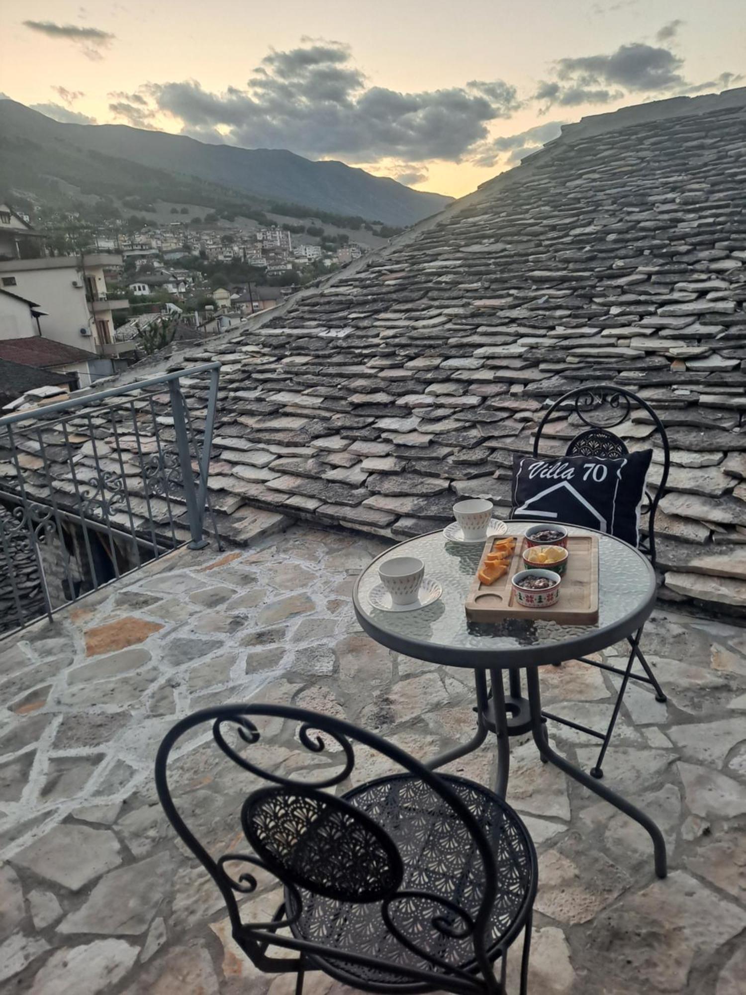 "Villa 70" Guesthouse Gjirokastër Buitenkant foto